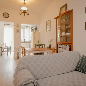 https://the-simple-place-close-to-slaveykov-square.sofiahotelsbg.com